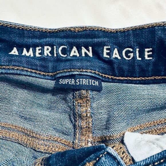 American Eagle Super Stretch Dark Wash Shortie Denim Shorts - Picture 3 of 8